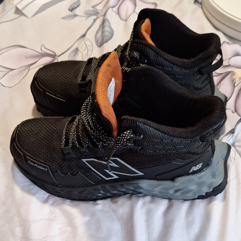 New Balance Black and Orange Athletic Shoes with Ankle Support